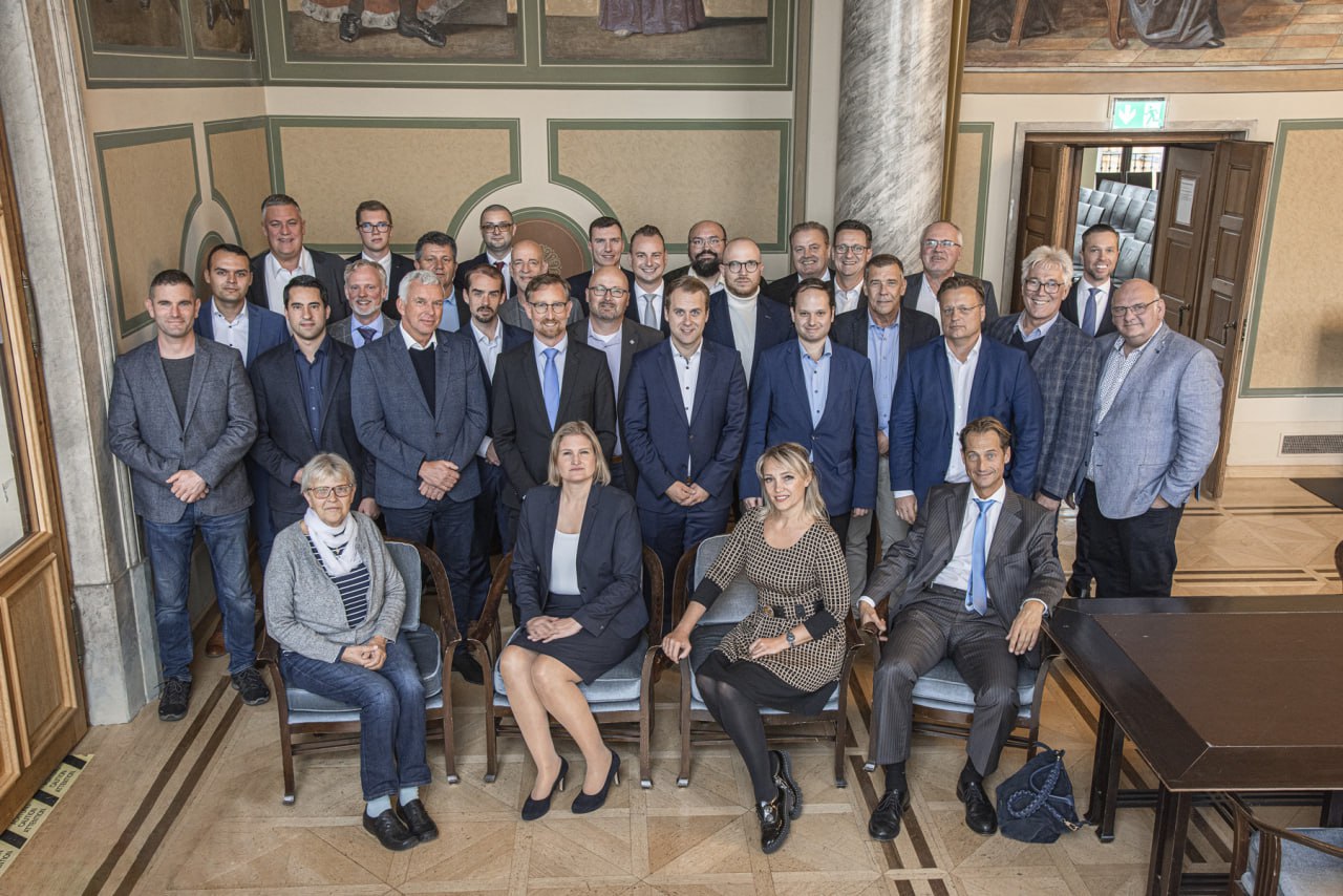 Gruppenbild der AfD Fraktion im Bayerischen Landtag